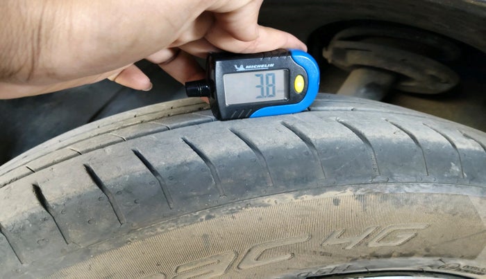 2018 Tata NEXON XZA PLUS DIESEL, Diesel, Automatic, 99,220 km, tyre