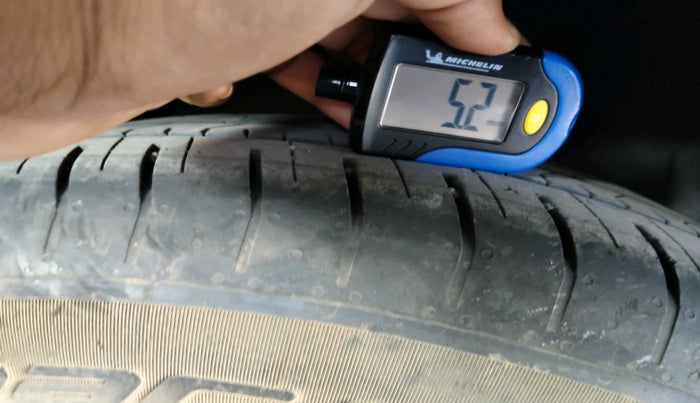 2018 Tata NEXON XZA PLUS DIESEL, Diesel, Automatic, 99,220 km, tyre