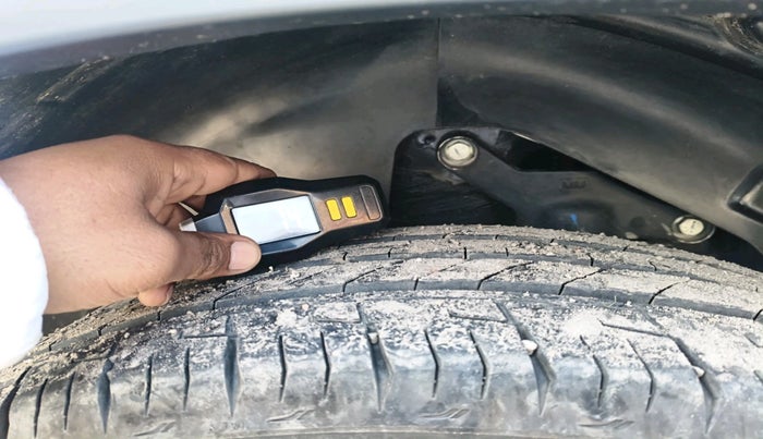 2024 Tata Harrier FEARLESS DARK EDITION AT, Diesel, Automatic, 15,599 km, tyre