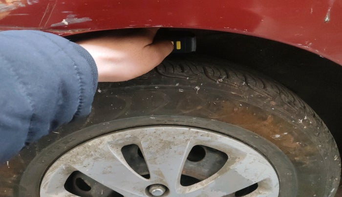 2012 Hyundai i10 MAGNA 1.1, Petrol, Manual, 1,26,142 km, tyre