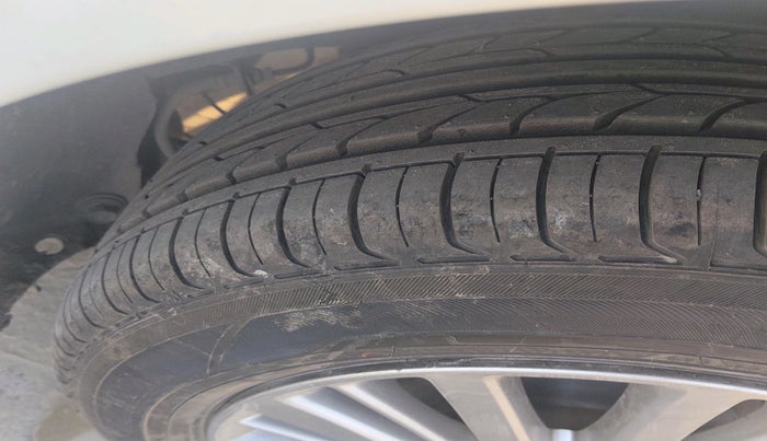 2022 Honda City 1.5L I-VTE V CVT, Petrol, Automatic, 57,810 km, tyre