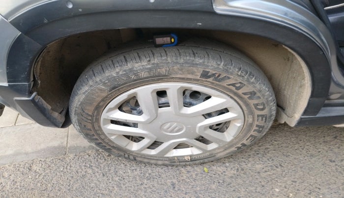 2016 Maruti Vitara Brezza VDI, Diesel, Manual, 89,719 km, tyre