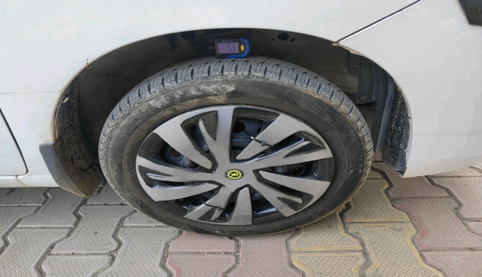 2014 Maruti Wagon R 1.0 VXI, Petrol, Manual, 75,555 km, tyre