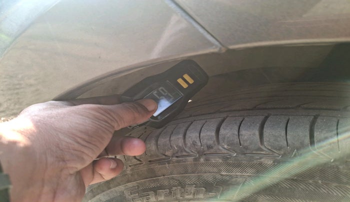 2019 Maruti Dzire ZXI, Petrol, Manual, 94,339 km, tyre