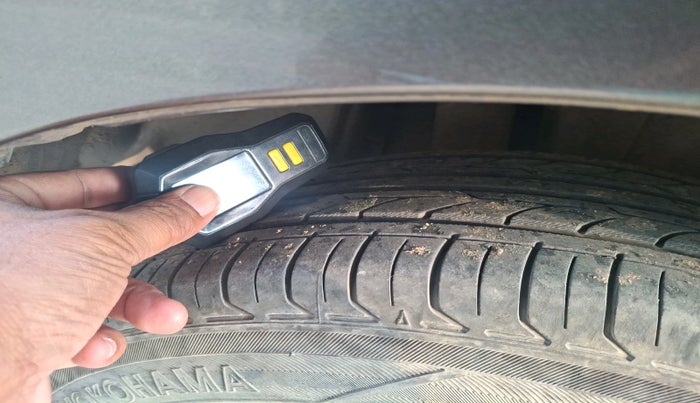 2019 Maruti Dzire ZXI, Petrol, Manual, 94,339 km, tyre