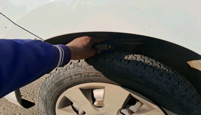 2012 Maruti Wagon R 1.0 LXI, Petrol, Manual, 53,816 km, tyre