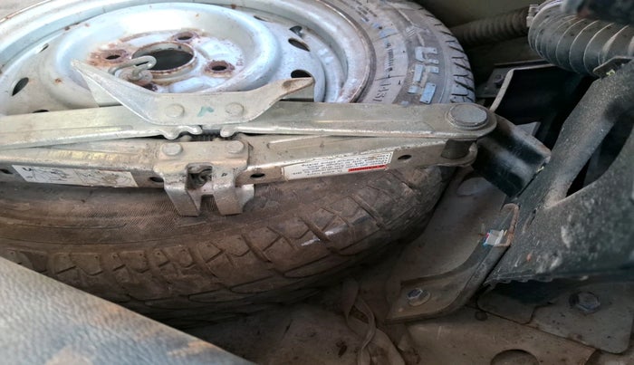 2012 Maruti Wagon R 1.0 LXI, Petrol, Manual, 53,816 km, tyre