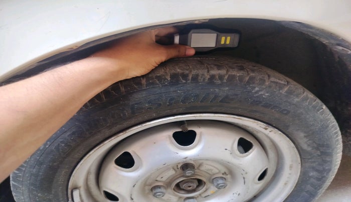 2016 Maruti Alto K10 LXI CNG (AIRBAG), Petrol, Manual, 99,225 km, tyre