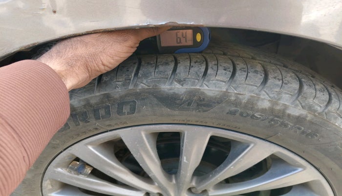 2017 Maruti Ciaz ALPHA DIESEL 1.3, Diesel, Manual, 1,07,130 km, tyre