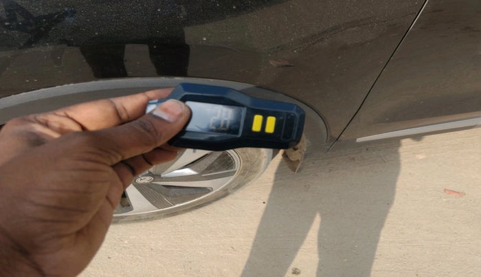 2024 MG ZS EV Essence, Electric, Automatic, 43,265 km, tyre