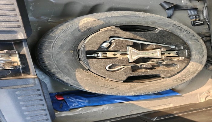 2021 Maruti Vitara Brezza ZXI, Petrol, Manual, 84,864 km, tyre