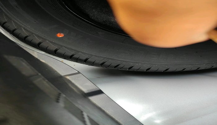 2024 Hyundai NEW I20 MAGNA 1.2 MT, Petrol, Manual, 7,632 km, tyre