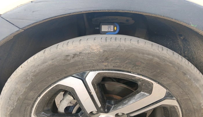 2021 Tata NEXON EV XZ PLUS LUX, Electric, Automatic, 1,68,552 km, tyre