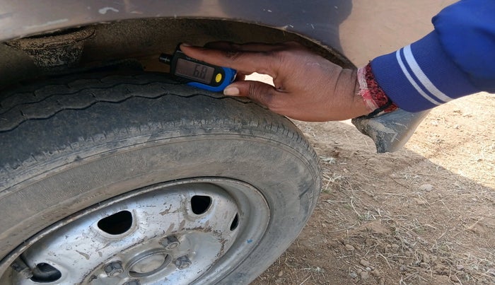 2020 Maruti Eeco 5 STR WITH A/C+HTR, Petrol, Manual, 1,06,864 km, tyre