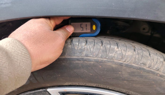 2024 KIA SONET HTK (O) 1.2 Petrol MT, Petrol, Manual, 16,470 km, tyre