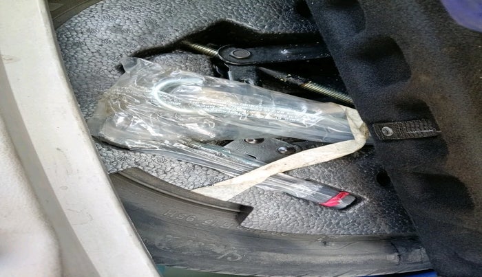 2019 Mahindra XUV300 W6 1.5 DIESEL, Diesel, Manual, 65,060 km, tyre