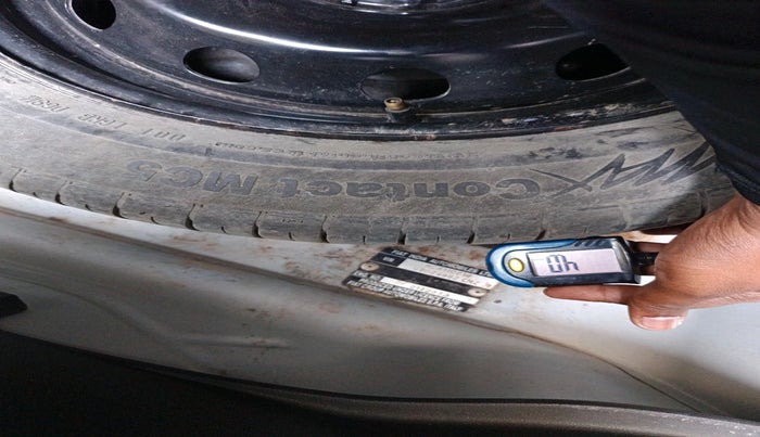 2011 Fiat Linea EMOTION PK 1.3 MJD, Diesel, Manual, 45,814 km, tyre