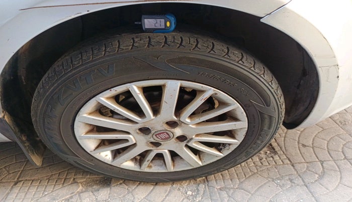 2011 Fiat Linea EMOTION PK 1.3 MJD, Diesel, Manual, 45,814 km, tyre