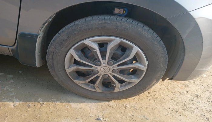 2017 Maruti Celerio ZXI AMT ABS, Petrol, Automatic, 44,869 km, tyre