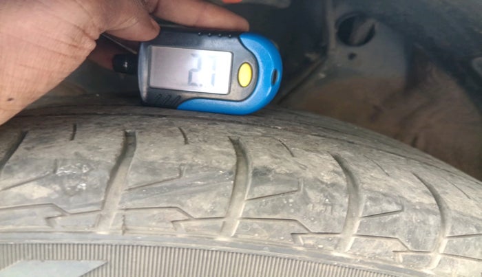 2021 KIA SELTOS HTX 1.5 PETROL, Petrol, Manual, 31,573 km, tyre