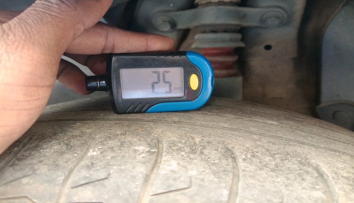 2021 KIA SELTOS HTX 1.5 PETROL, Petrol, Manual, 31,573 km, tyre