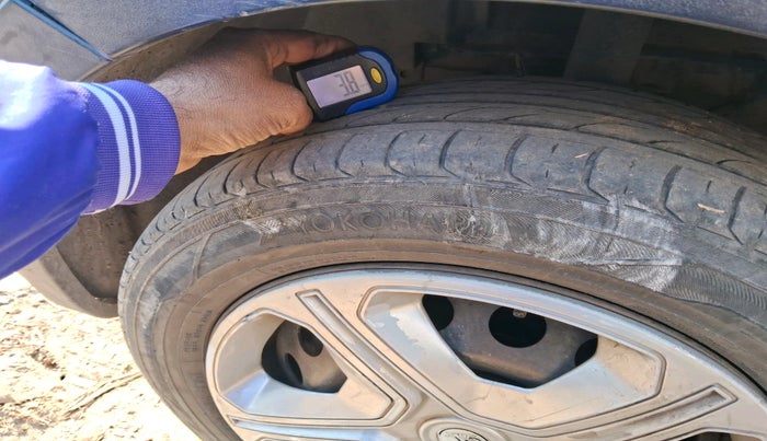 2017 Tata NEXON XT DIESEL, Diesel, Manual, 1,21,332 km, tyre