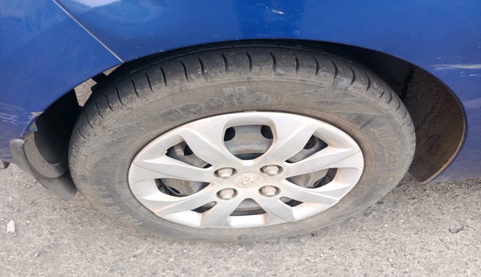 2015 Hyundai Eon MAGNA +, Petrol, Manual, 47,528 km, tyre