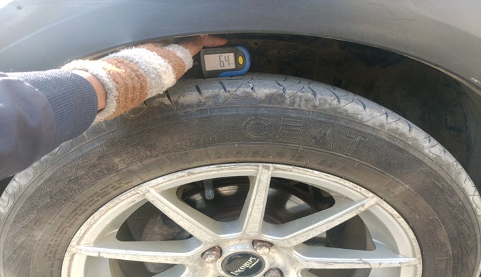 2017 Honda WR-V 1.5L I-DTEC S MT, Diesel, Manual, 83,832 km, tyre