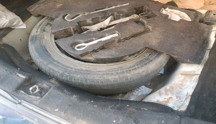 2017 Honda WR-V 1.5L I-DTEC S MT, Diesel, Manual, 83,832 km, tyre