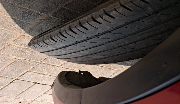 2018 Maruti Vitara Brezza ZDI, Diesel, Manual, 71,765 km, tyre