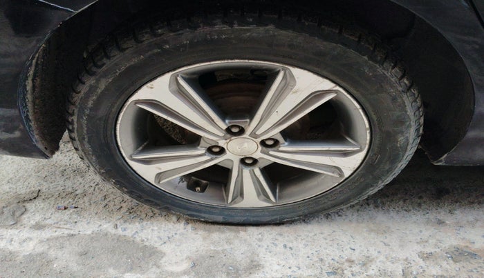 2018 Hyundai Verna 1.6 SX (O) CRDI MT, Diesel, Manual, 85,000 km, tyre