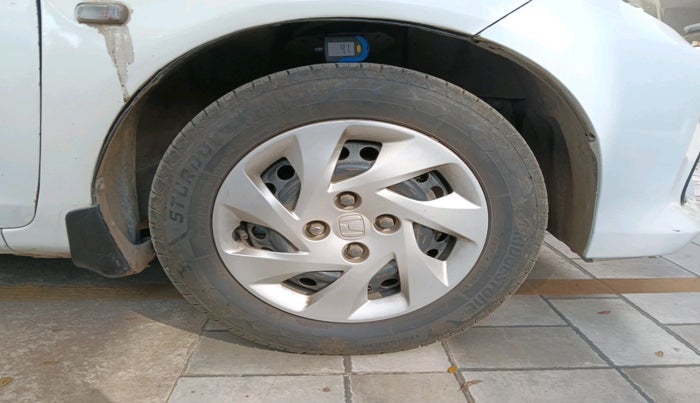 2017 Honda Amaze 1.5L I-DTEC S, Diesel, Manual, 1,28,366 km, tyre