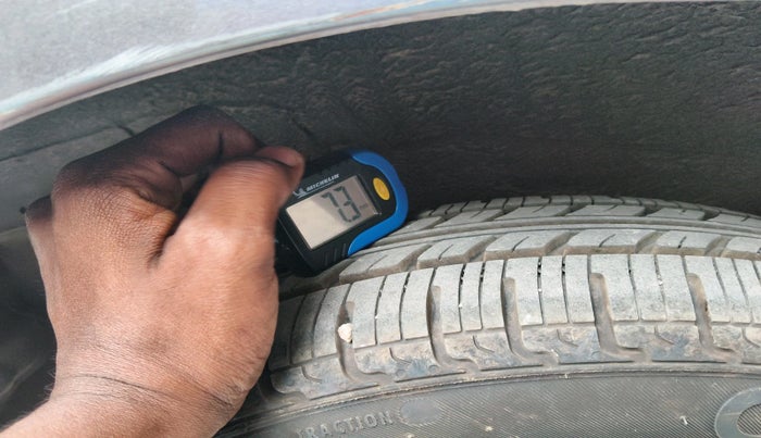 2013 Maruti Wagon R Stingray VXI, Petrol, Manual, 67,437 km, tyre