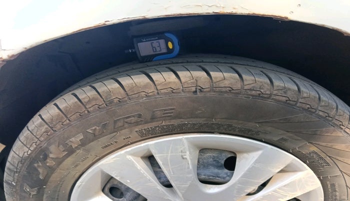 2013 Maruti Swift Dzire VXI, Petrol, Manual, 41,954 km, tyre