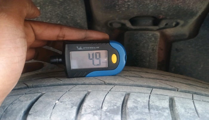 2021 MG HECTOR PLUS SHARP 1.5 PETROL TURBO HYBRID MT 6-STR, Petrol, Manual, 49,899 km, tyre