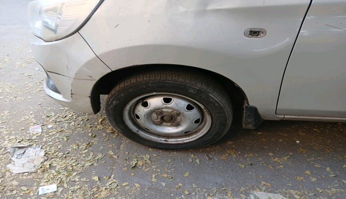 2016 Maruti Alto K10 LXI CNG, Petrol, Manual, 58,335 km, tyre