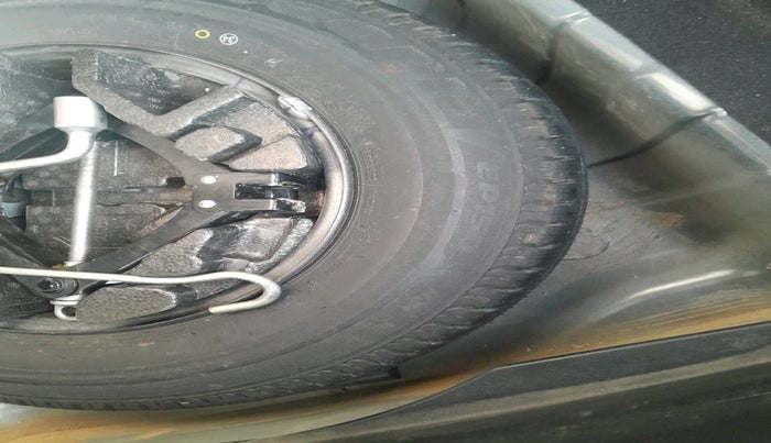 2020 Tata ALTROZ XT DIESEL, Diesel, Manual, 65,375 km, tyre