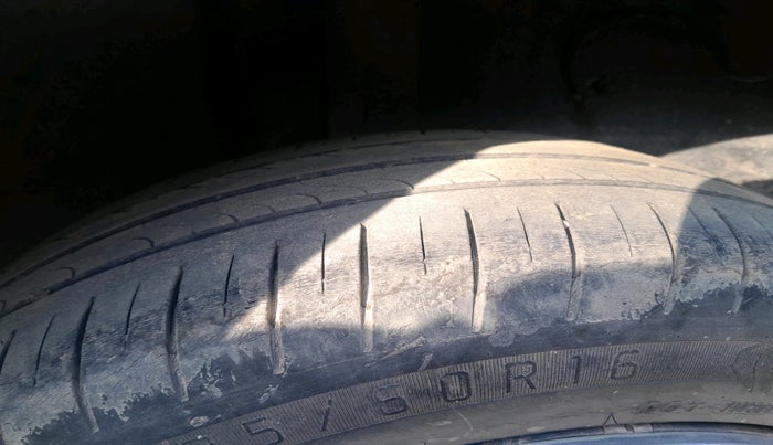 2020 Tata ALTROZ XT DIESEL, Diesel, Manual, 65,375 km, tyre