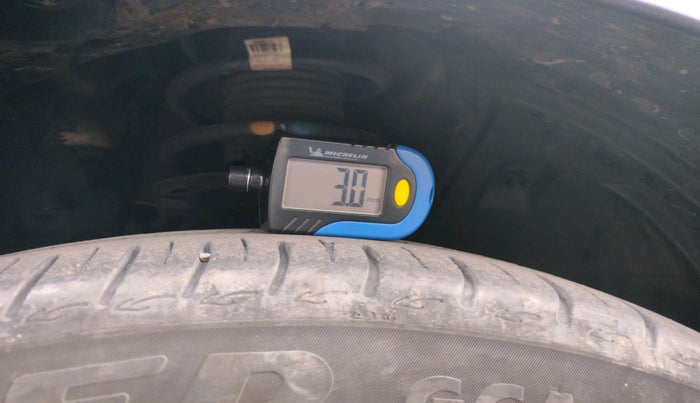 2025 Tata ALTROZ XM PLUS SUNROOF CNG, Petrol, Manual, 26,864 km, tyre