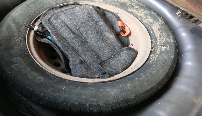 2023 Hyundai VENUE SX 1.2 PETROL, Petrol, Manual, 17,415 km, tyre