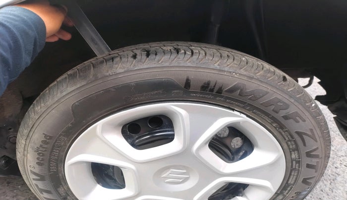 2023 Maruti S PRESSO VXI, Petrol, Manual, 10,497 km, tyre