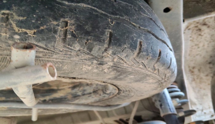 2023 Maruti Eeco 7 STR STD 1.2, Petrol, Manual, 63,134 km, tyre