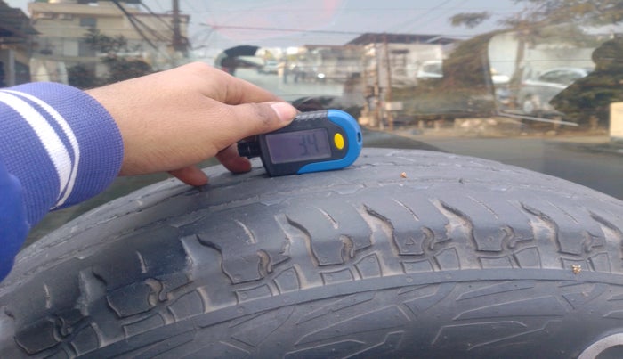 2021 Mahindra Thar LX PETROL HT 4WD AT, Petrol, Automatic, 64,795 km, tyre