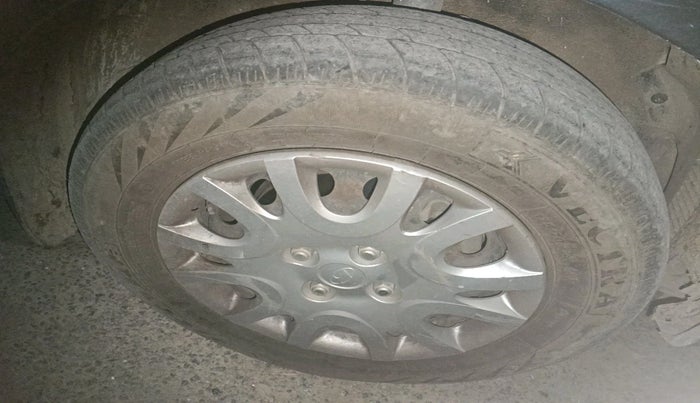 2011 Hyundai i20 MAGNA 1.2, Petrol, Manual, 1,20,559 km, tyre