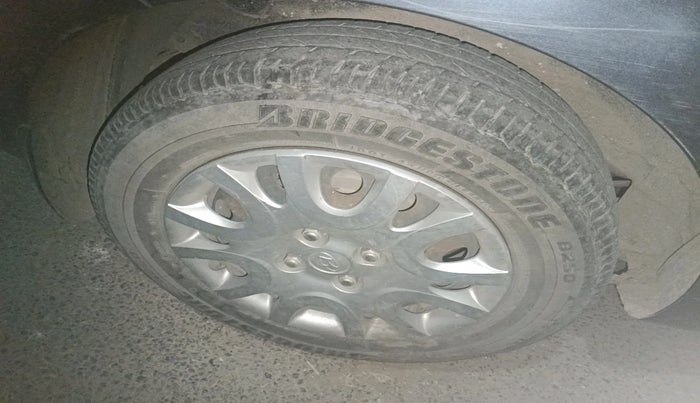 2011 Hyundai i20 MAGNA 1.2, Petrol, Manual, 1,20,559 km, tyre