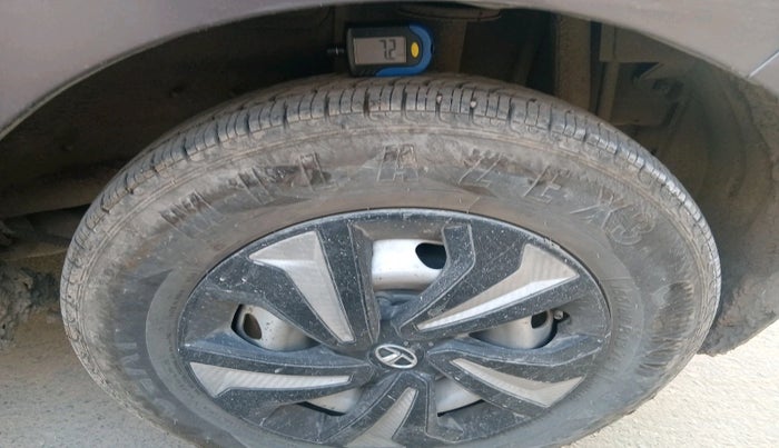 2018 Tata Tiago XM DIESEL, Diesel, Manual, 90,231 km, tyre