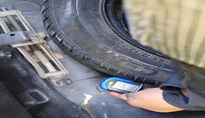 2016 Hyundai Grand i10 ASTA 1.2 KAPPA VTVT, Petrol, Manual, 96,497 km, tyre