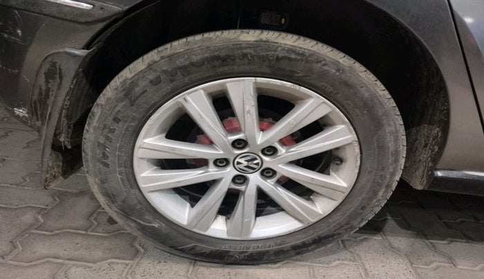 2012 Volkswagen Polo HIGHLINE DIESEL, Diesel, Manual, 82,397 km, tyre