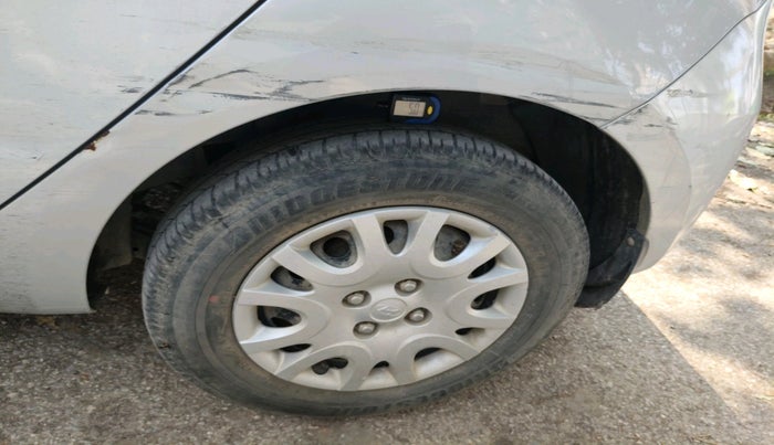 2011 Hyundai i20 MAGNA (O) 1.2, Petrol, Manual, 38,431 km, tyre