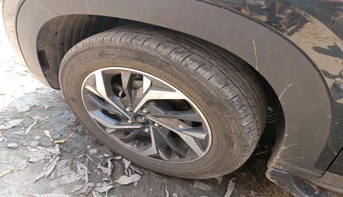 2020 Hyundai Creta E 1.5 DIESEL, Diesel, Manual, 88,364 km, tyre